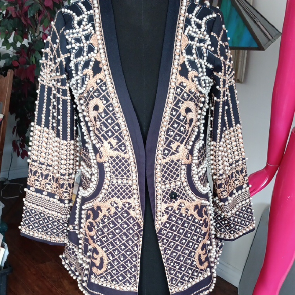 Pearl elegant Black and Cream Women's Jacket